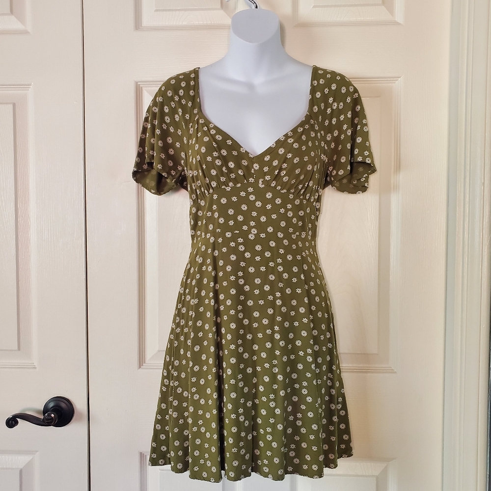 Abound Y2K Skater Mini Dress Green Floral Babydoll Sweetheart Preppy Minimalist